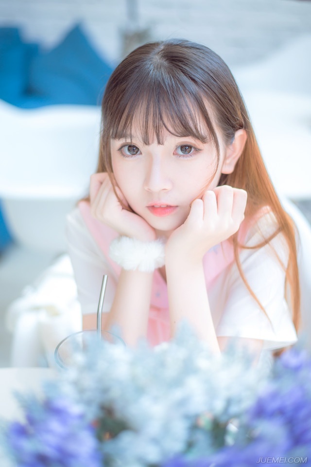 难怪关中那些世家不怎么看得上中原、蜀中以及江东世家，财富上根本就不成对比。